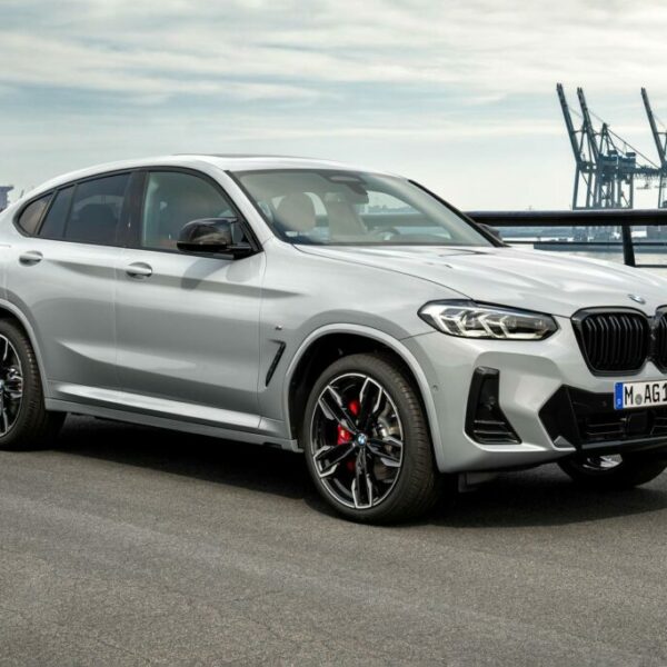 2024_bmw_x4_4dr-suv_m40i_fq_oem_1_1600