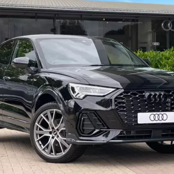 2024-Audi-Q3-15-TFSI-CoD-35-Black