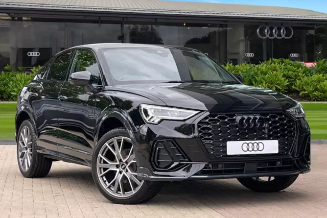 2024-Audi-Q3-15-TFSI-CoD-35-Black